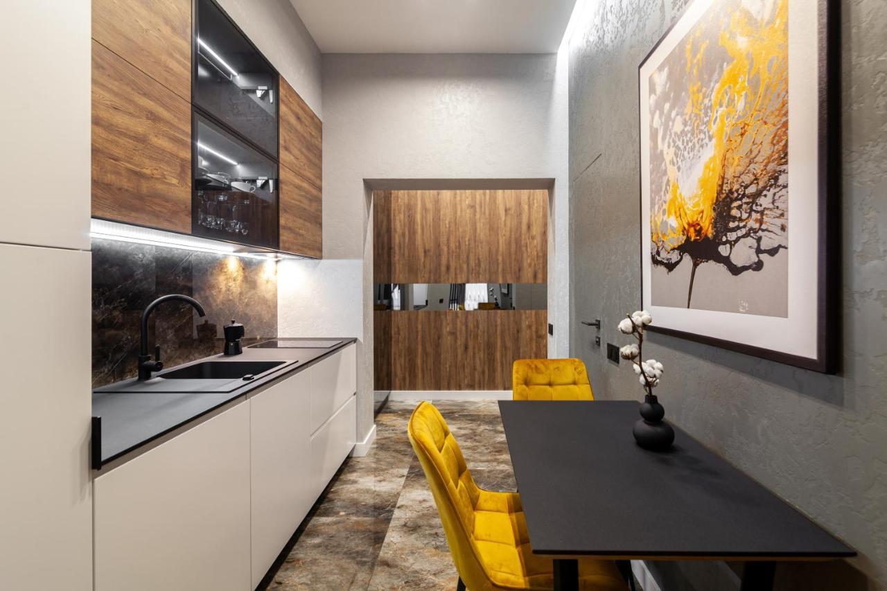 Dream Apartament On Drahomanova Street Львов Экстерьер фото