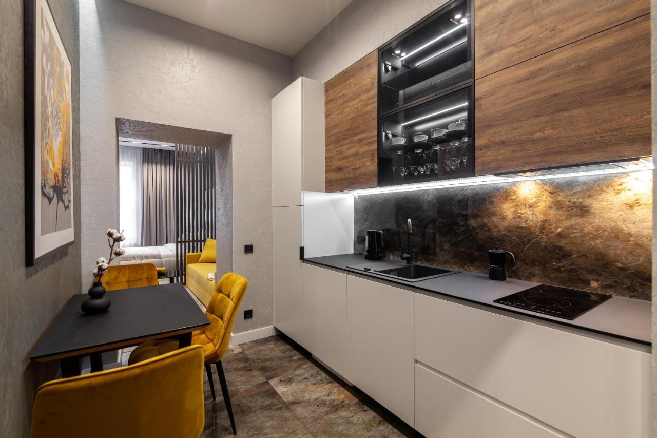 Dream Apartament On Drahomanova Street Львов Экстерьер фото